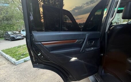 Mitsubishi Pajero IV, 2008 год, 1 470 000 рублей, 15 фотография