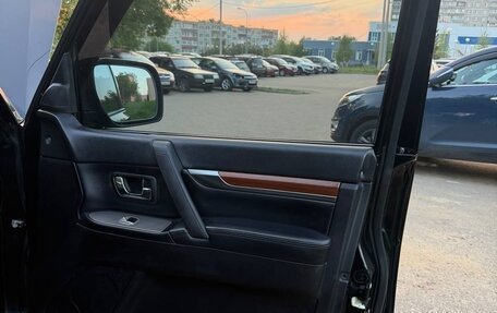 Mitsubishi Pajero IV, 2008 год, 1 470 000 рублей, 26 фотография