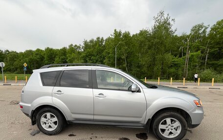 Mitsubishi Outlander III рестайлинг 3, 2011 год, 1 310 000 рублей, 2 фотография