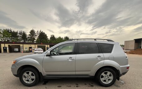 Mitsubishi Outlander III рестайлинг 3, 2011 год, 1 310 000 рублей, 3 фотография