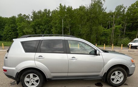 Mitsubishi Outlander III рестайлинг 3, 2011 год, 1 310 000 рублей, 5 фотография