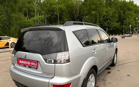 Mitsubishi Outlander III рестайлинг 3, 2011 год, 1 310 000 рублей, 6 фотография