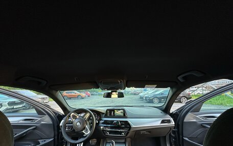 BMW 5 серия, 2019 год, 2 850 000 рублей, 11 фотография