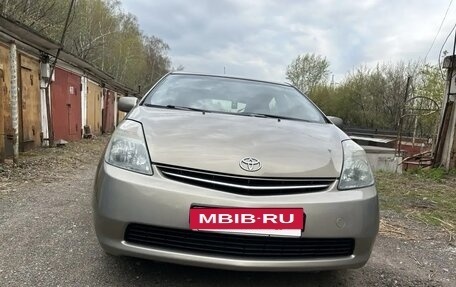 Toyota Prius, 2008 год, 930 000 рублей, 4 фотография