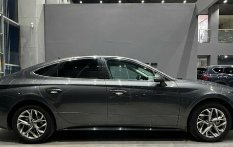 Hyundai Sonata VIII, 2021 год, 2 190 000 рублей, 4 фотография