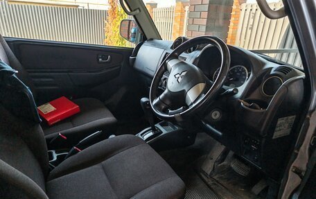 Mitsubishi Pajero Mini II, 2010 год, 800 000 рублей, 5 фотография