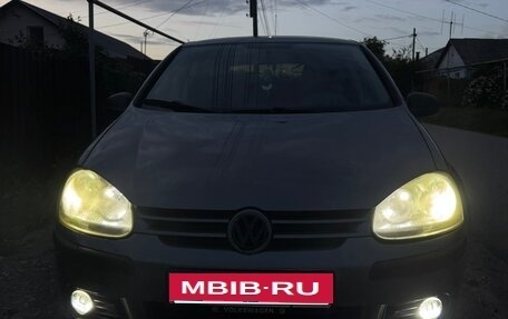 Volkswagen Golf V, 2008 год, 588 000 рублей, 2 фотография