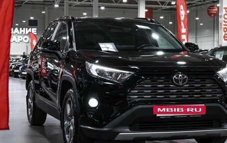 Toyota RAV4, 2021 год, 3 399 000 рублей, 4 фотография