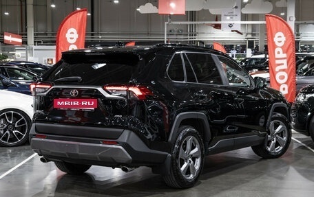 Toyota RAV4, 2021 год, 3 399 000 рублей, 7 фотография