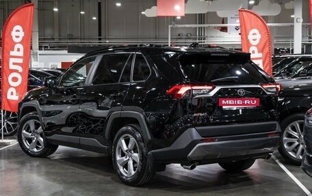 Toyota RAV4, 2021 год, 3 399 000 рублей, 11 фотография