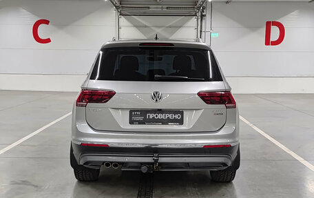 Volkswagen Tiguan II, 2017 год, 2 555 000 рублей, 7 фотография