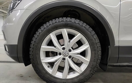 Volkswagen Tiguan II, 2017 год, 2 555 000 рублей, 22 фотография
