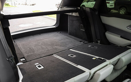 Land Rover Range Rover Velar I, 2017 год, 3 500 000 рублей, 34 фотография