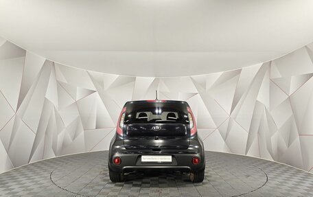 KIA Soul II рестайлинг, 2018 год, 1 615 000 рублей, 8 фотография