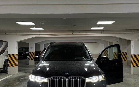 BMW X7, 2021 год, 6 800 000 рублей, 1 фотография