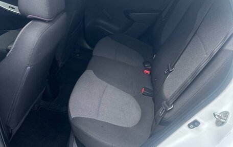 Hyundai Solaris II рестайлинг, 2013 год, 720 000 рублей, 9 фотография