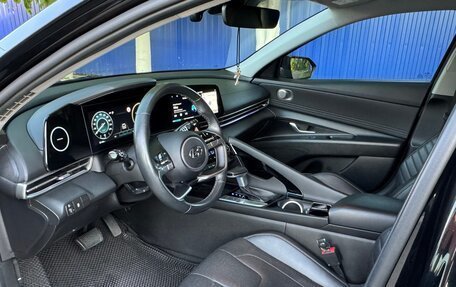 Hyundai Elantra, 2021 год, 2 500 000 рублей, 10 фотография