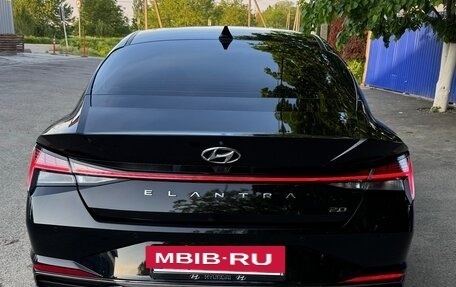 Hyundai Elantra, 2021 год, 2 500 000 рублей, 2 фотография