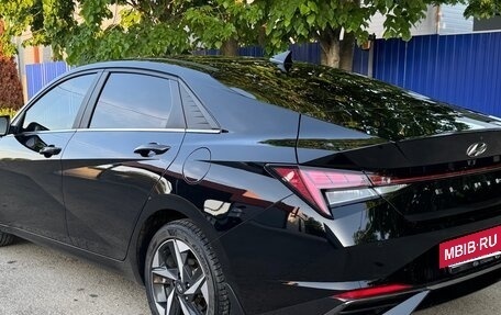 Hyundai Elantra, 2021 год, 2 500 000 рублей, 5 фотография
