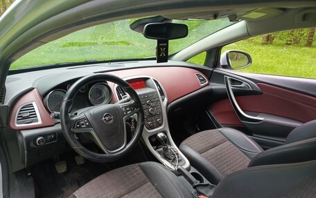 Opel Astra J, 2011 год, 710 000 рублей, 5 фотография