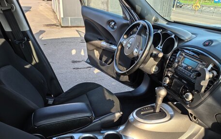 Nissan Juke II, 2011 год, 900 000 рублей, 14 фотография
