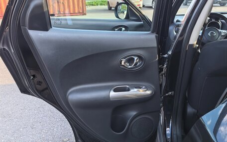 Nissan Juke II, 2011 год, 900 000 рублей, 25 фотография