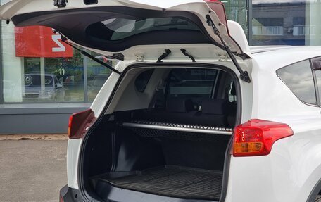 Toyota RAV4, 2013 год, 1 999 000 рублей, 8 фотография