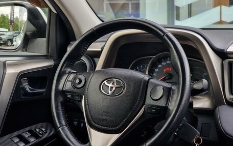 Toyota RAV4, 2013 год, 1 999 000 рублей, 19 фотография