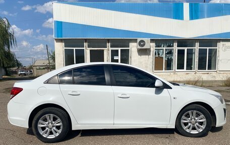 Chevrolet Cruze II, 2013 год, 735 000 рублей, 3 фотография