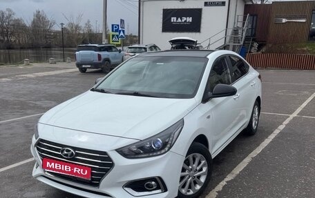 Hyundai Solaris II рестайлинг, 2018 год, 1 400 000 рублей, 1 фотография