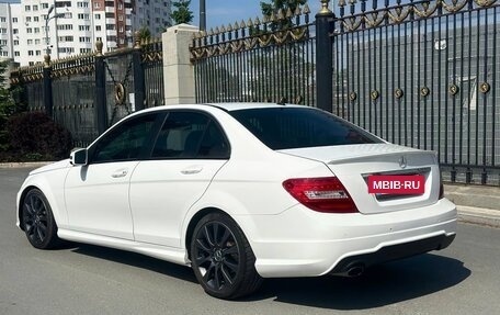 Mercedes-Benz C-Класс, 2013 год, 1 800 000 рублей, 4 фотография