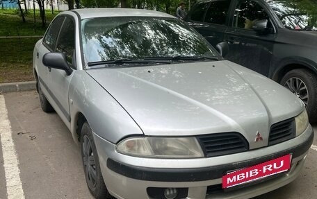 Mitsubishi Carisma I, 1999 год, 320 000 рублей, 3 фотография