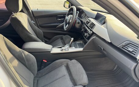 BMW 3 серия, 2016 год, 2 850 000 рублей, 24 фотография