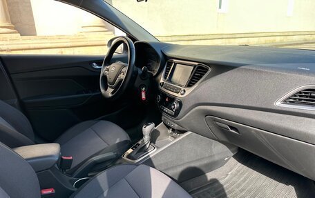 Hyundai Solaris II рестайлинг, 2018 год, 1 400 000 рублей, 12 фотография