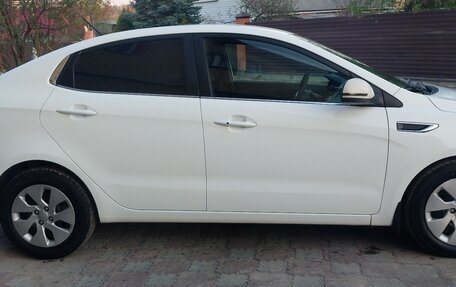 KIA Rio III рестайлинг, 2016 год, 1 100 000 рублей, 18 фотография