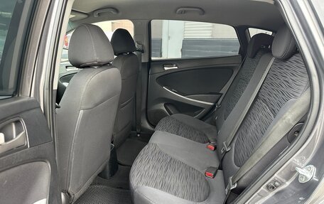 Hyundai Solaris II рестайлинг, 2015 год, 985 000 рублей, 16 фотография