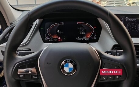 BMW 1 серия, 2020 год, 2 990 000 рублей, 16 фотография