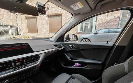 BMW 1 серия, 2020 год, 2 990 000 рублей, 23 фотография