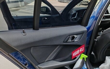 BMW 1 серия, 2020 год, 2 990 000 рублей, 25 фотография