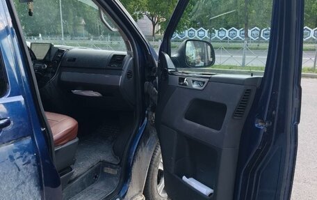 Volkswagen Multivan T5, 2003 год, 950 000 рублей, 17 фотография