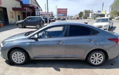 Hyundai Solaris II рестайлинг, 2018 год, 1 170 000 рублей, 2 фотография