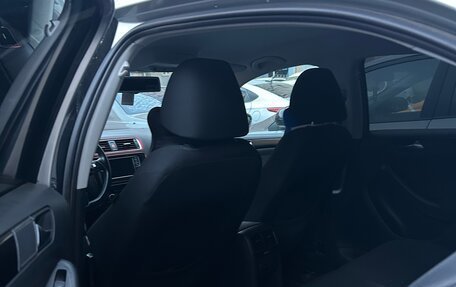 Volkswagen Jetta VI, 2011 год, 1 480 000 рублей, 10 фотография