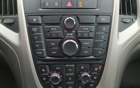 Opel Astra J, 2011 год, 780 000 рублей, 5 фотография