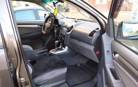 Chevrolet TrailBlazer II, 2014 год, 2 000 000 рублей, 15 фотография