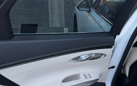 Genesis GV70, 2021 год, 4 250 000 рублей, 12 фотография