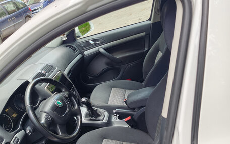 Skoda Octavia, 2012 год, 850 000 рублей, 14 фотография