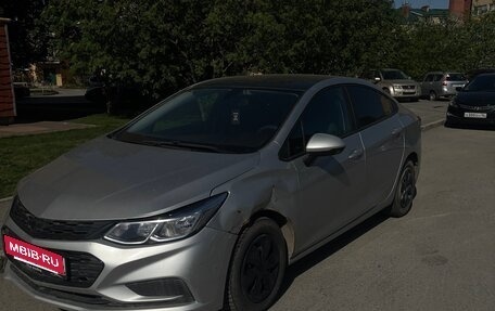 Chevrolet Cruze II, 2018 год, 950 000 рублей, 2 фотография
