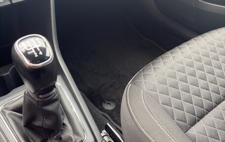 Skoda Rapid I, 2018 год, 1 500 000 рублей, 11 фотография