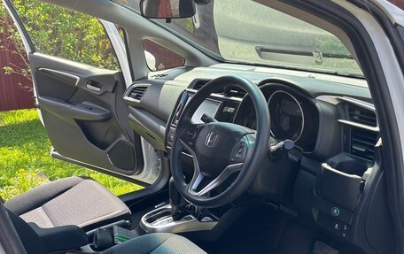 Honda Fit III, 2019 год, 1 200 000 рублей, 15 фотография
