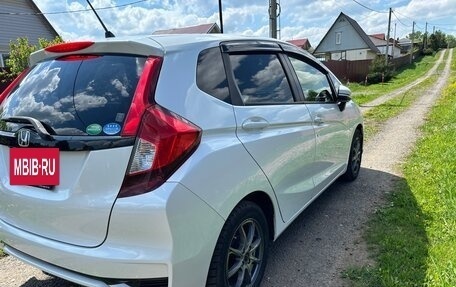 Honda Fit III, 2019 год, 1 200 000 рублей, 10 фотография